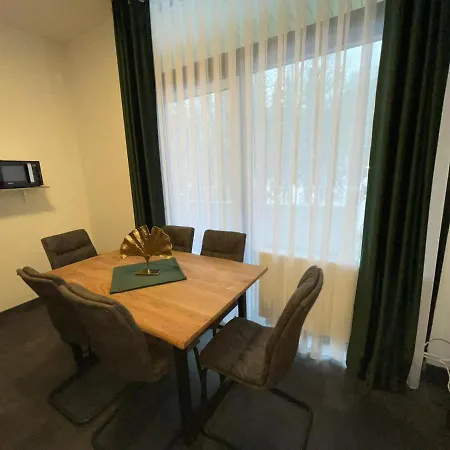 Διαμέρισμα Mariposa 5 Incl Pool & Sauna